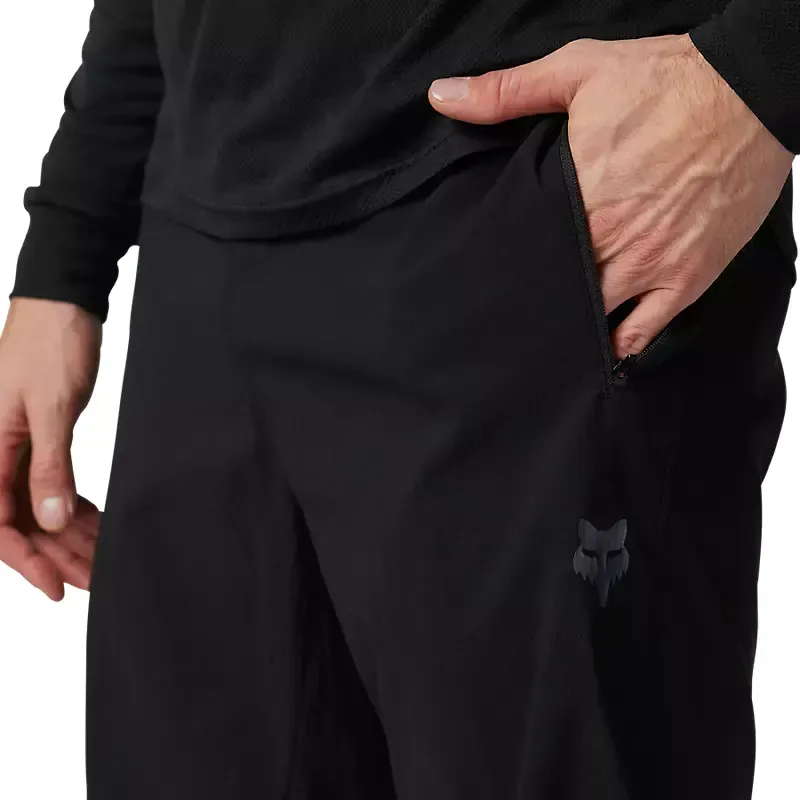 Fox Ranger Lite Shorts in Black-2