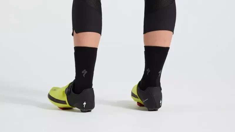Specialized Neoprene Toe Covers in Hyper Green-3
