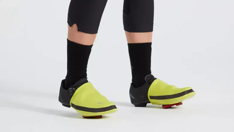 Specialized Neoprene Toe Covers in Hyper Green-1