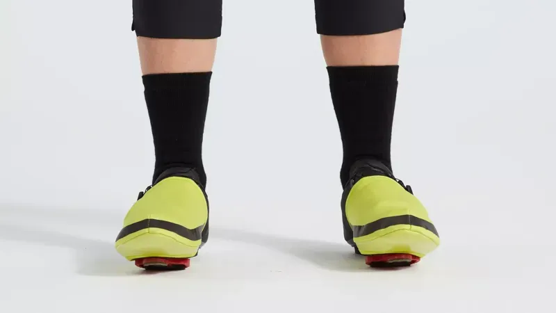 Specialized Neoprene Toe Covers in Hyper Green