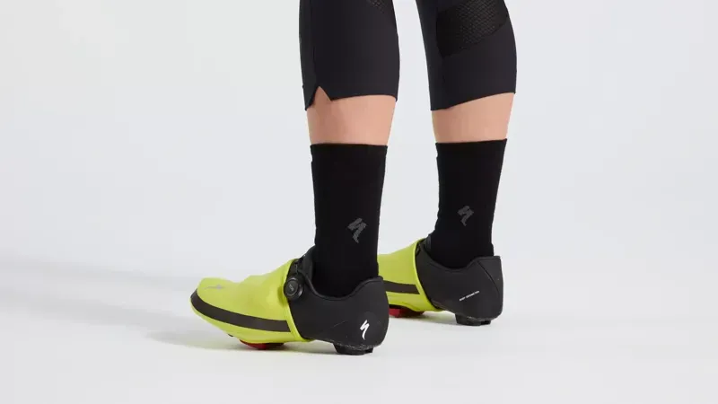 Specialized Neoprene Toe Covers in Hyper Green-2