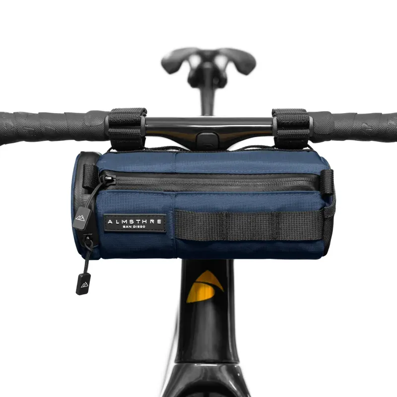 Almsthre Compact 1.2-litre 7.5x3.5-inch Bar Bag in Cosmic Blue