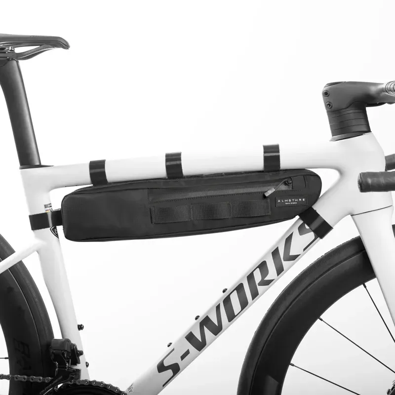 Almsthre S/M 1.6L Signature Frame Bag in Midnight Black-1