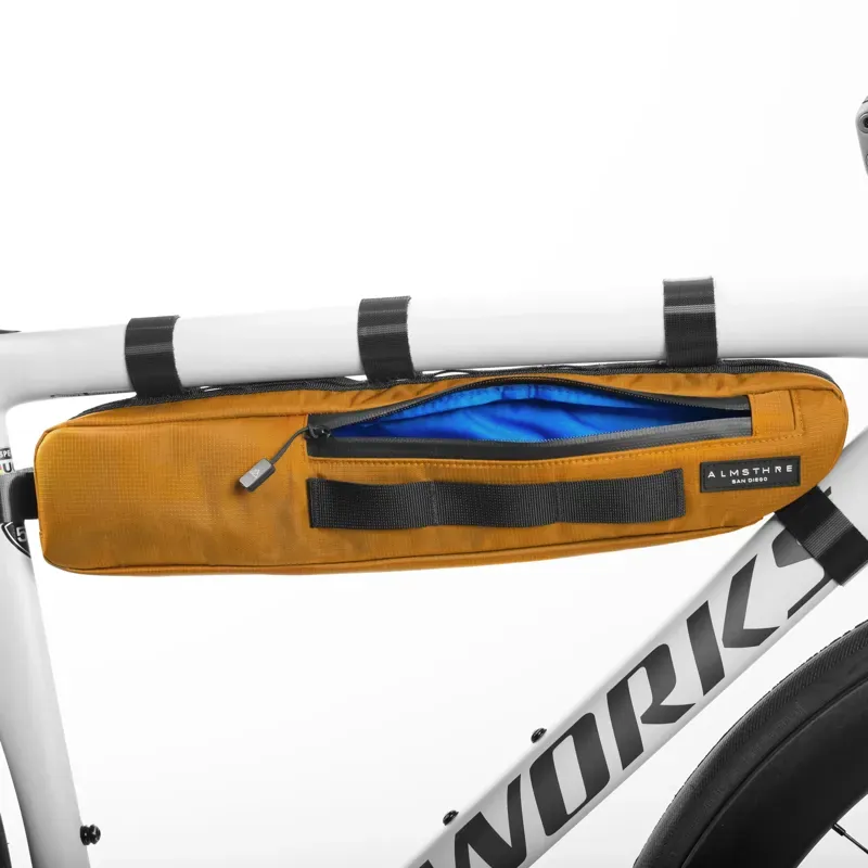Almsthre S/M 1.6L Signature Frame Bag in California Gold-4