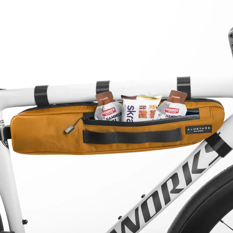 Almsthre S/M 1.6L Signature Frame Bag in California Gold-5