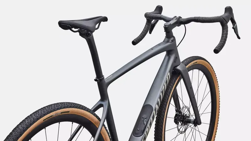 Specialized Diverge 4 Expert SRAM Rival XPLR Gravel Bike in Smoke Metallic-3